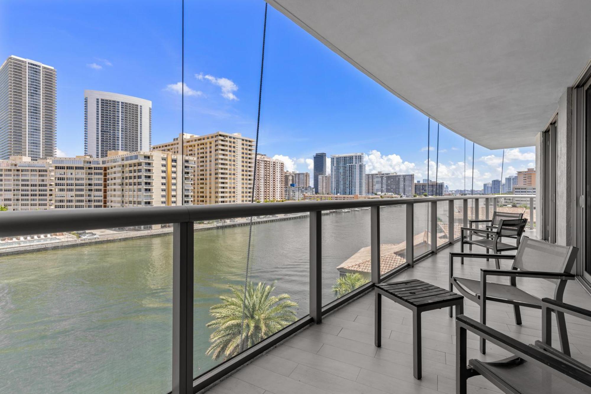 Hallandale Sky Water View Халландейл-Бич Экстерьер фото